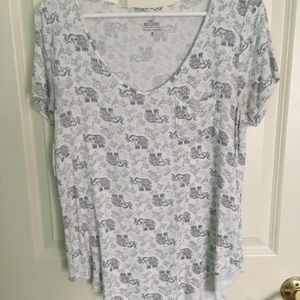 Short Sleeved Elephant Pocket Tee